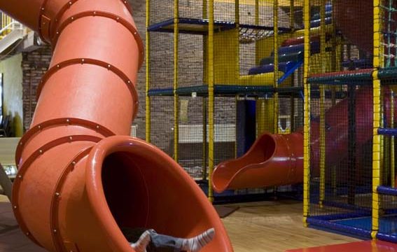 indoor-speelparadijs-de-leeuwenborg.jpg